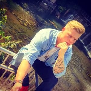 Meet your Posher, Michael